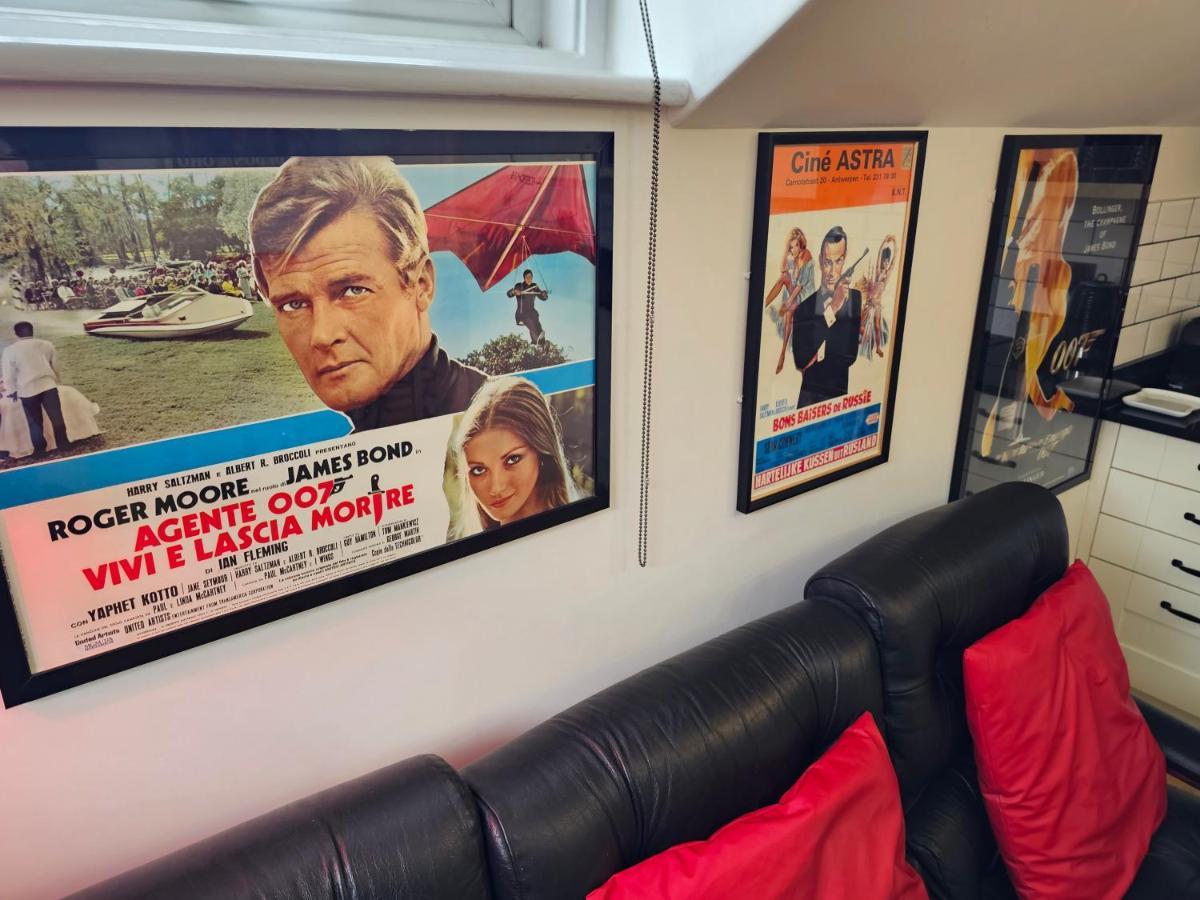 Southsea Royale James Bond 3 Bed Cool Penthouse, Seafront Parking ポーツマス エクステリア 写真